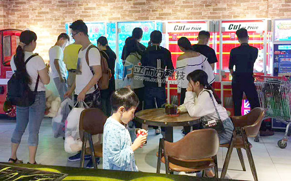 廣州立而方剪刀禮品機(jī)