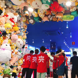 要等位的娃娃機(jī)店,看看別人是怎么運(yùn)營娃娃機(jī)