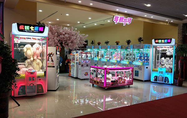 立而方剪刀機(jī)禮品機(jī)廠(chǎng)家