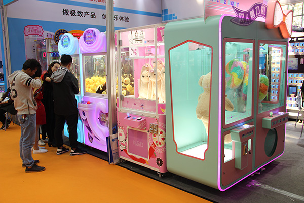 立而方禮品機運營方案