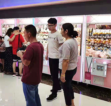 夾娃娃的機器多少錢？三個月就能回本，利潤高到離譜-立而方