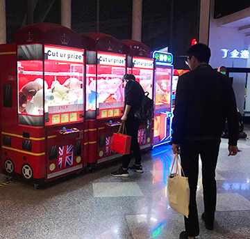 抓娃娃機多少錢，“抓娃娃機經濟”為什么這么火？—立而方資訊