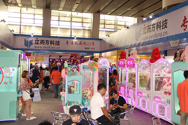 立而方娃娃機廠家